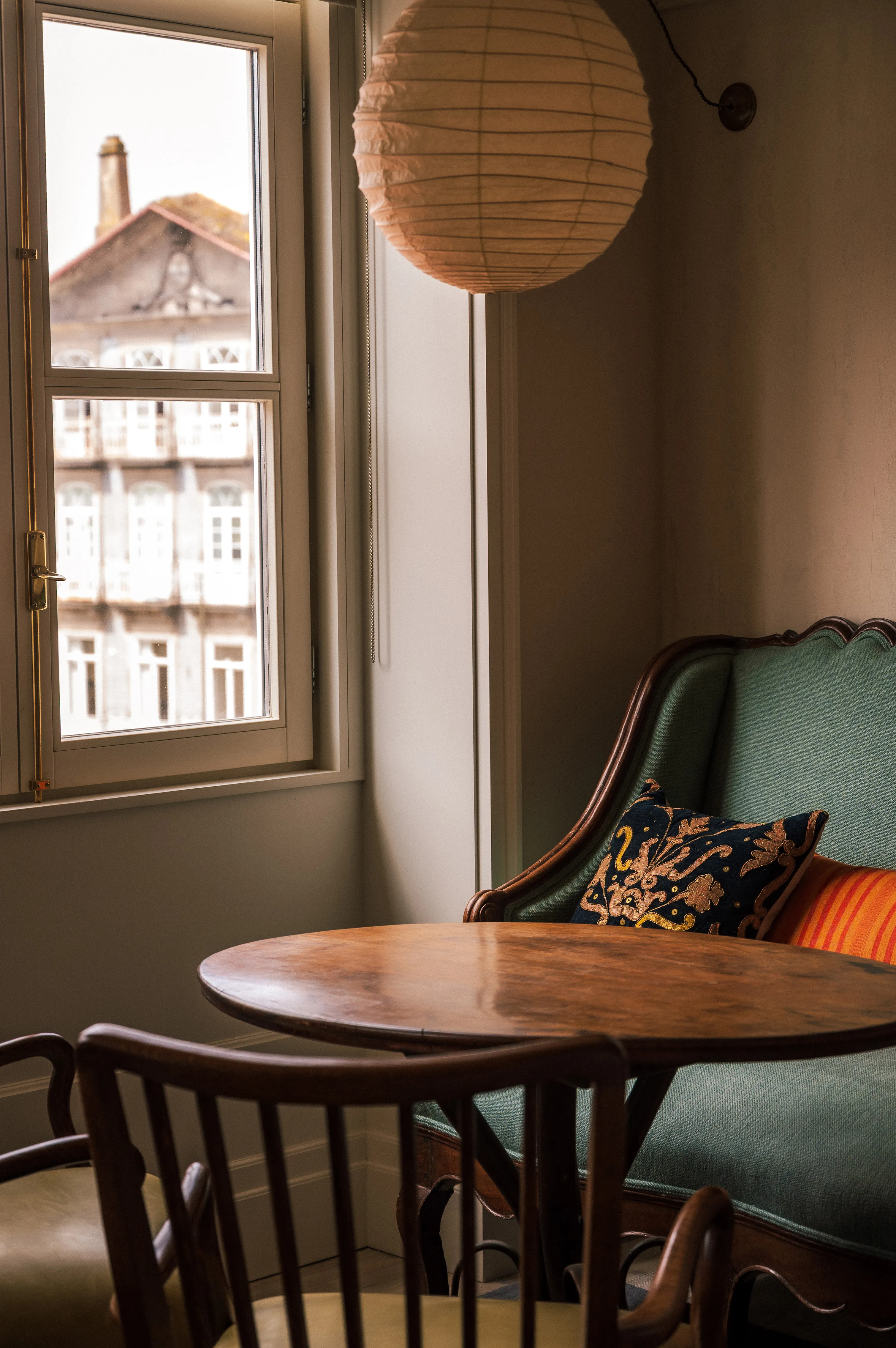 23_module_image_bg_main_1750172497.webp